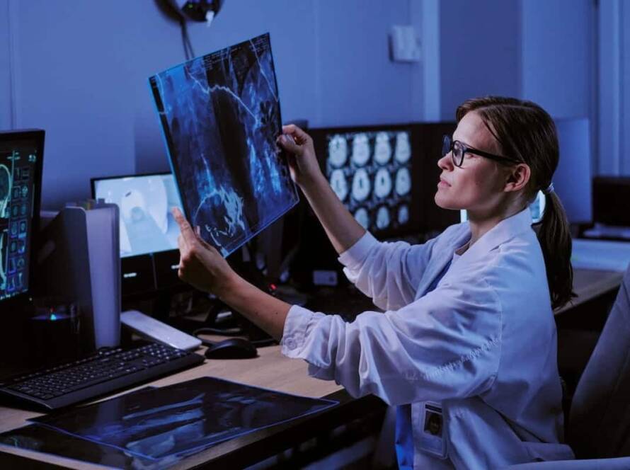 Ontario Eases Licensing Rules for 16 Healthcare Professions