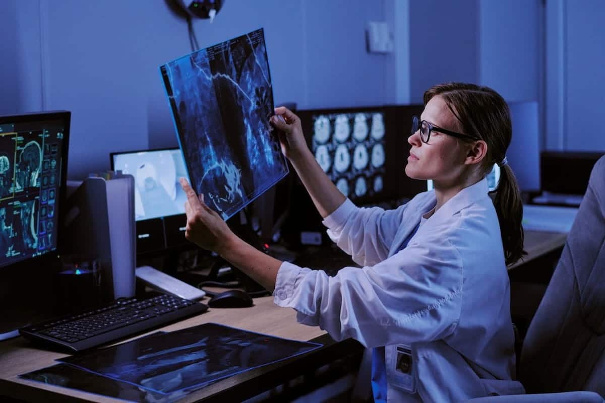 Ontario Eases Licensing Rules for 16 Healthcare Professions