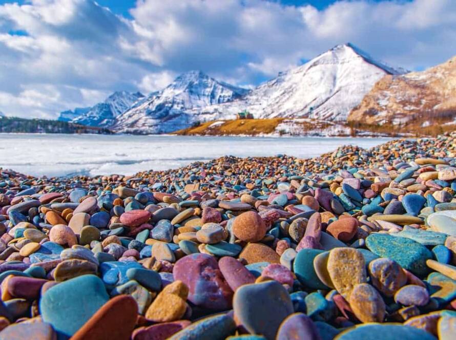 Record Low CRS Score: Healthcare Workers Gain Residency in 2025