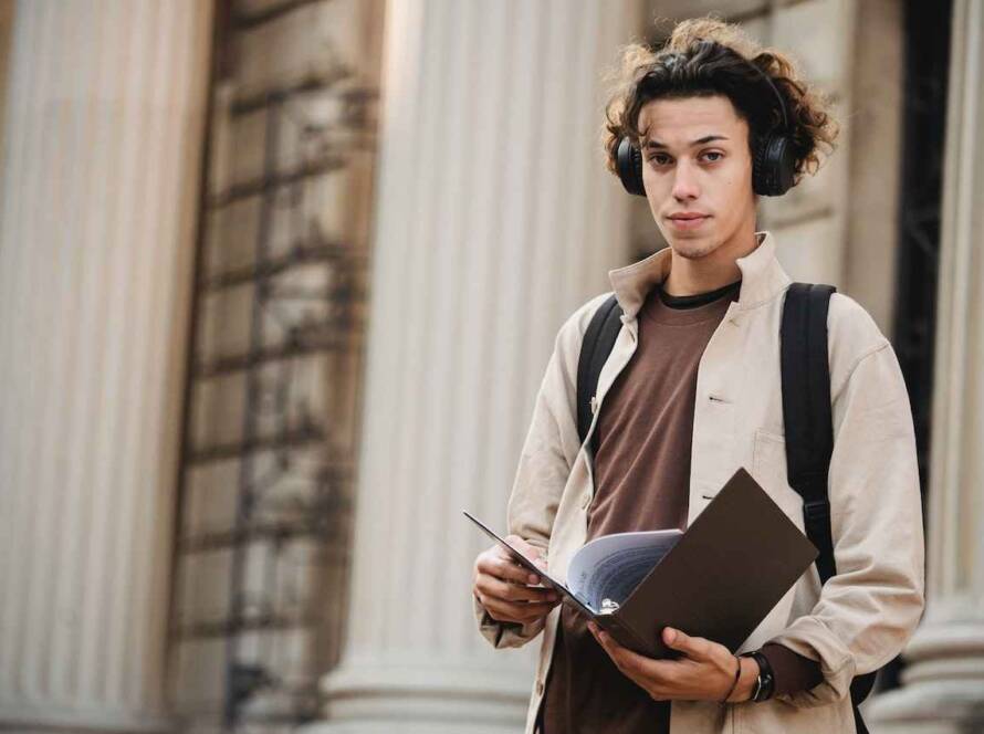 Canada Sets 2026 Student Cap at 408K, Exempts Graduates