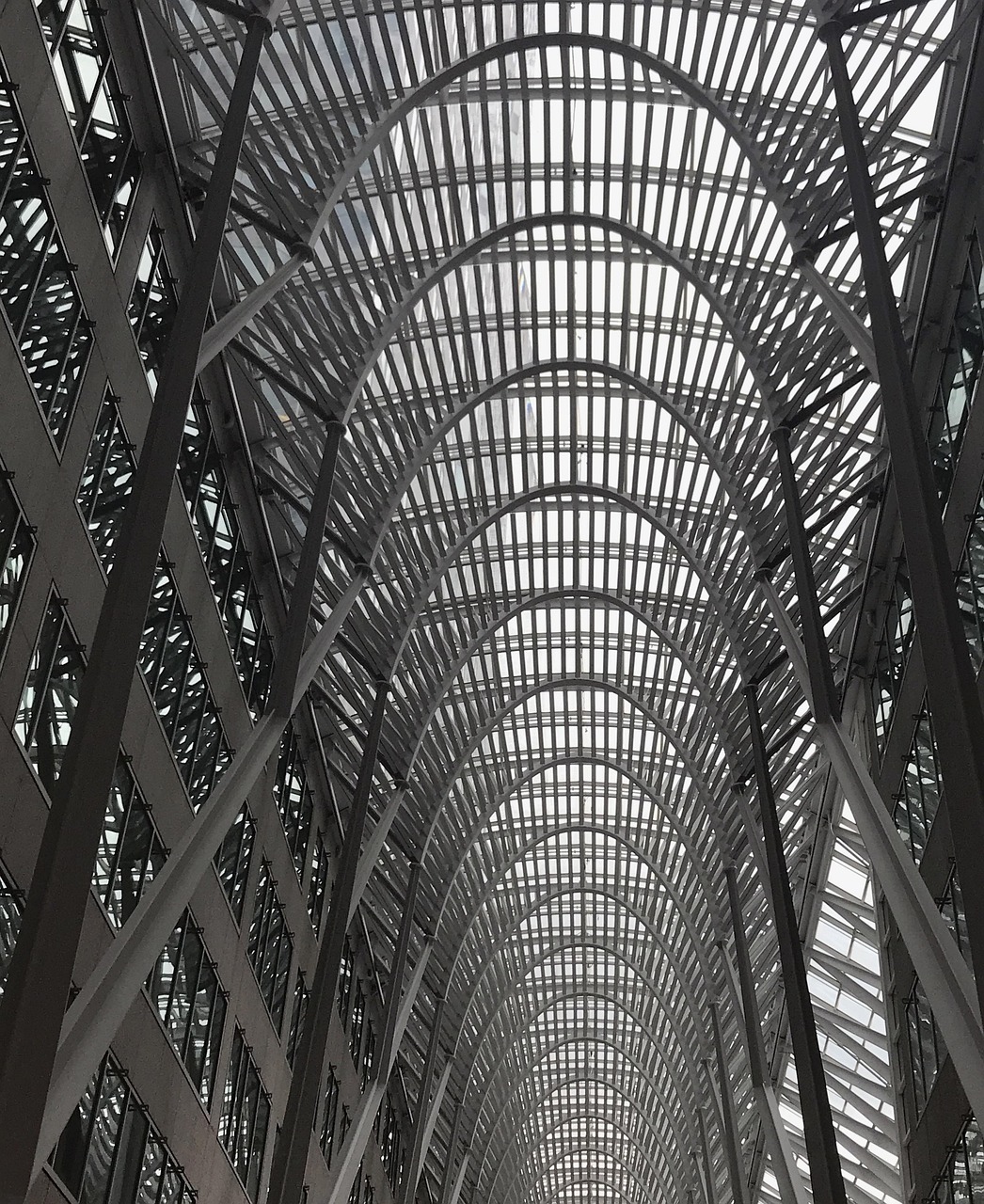 Express Entry issues 6,000 CEC invitations in biggest draw in over 16 months