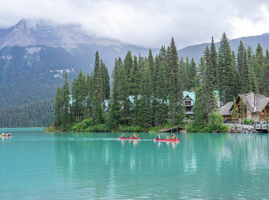 Sponsoring Family to Canada: Key Requirements and Step-by