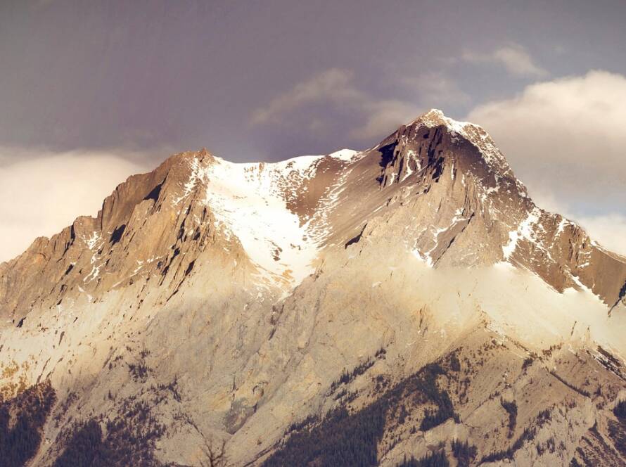 Learn English to CLB 7 and Boost Your Canada Immigration Odds